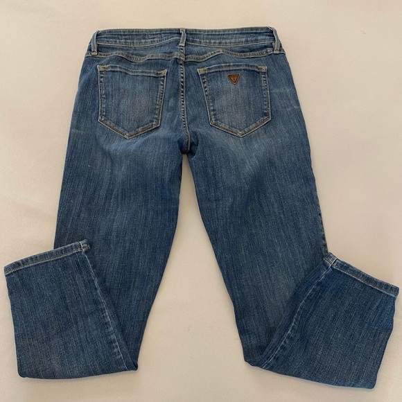 GUESS Mid Crop Jeans, Med. Blue, Size 28. - Picture 4 of 5